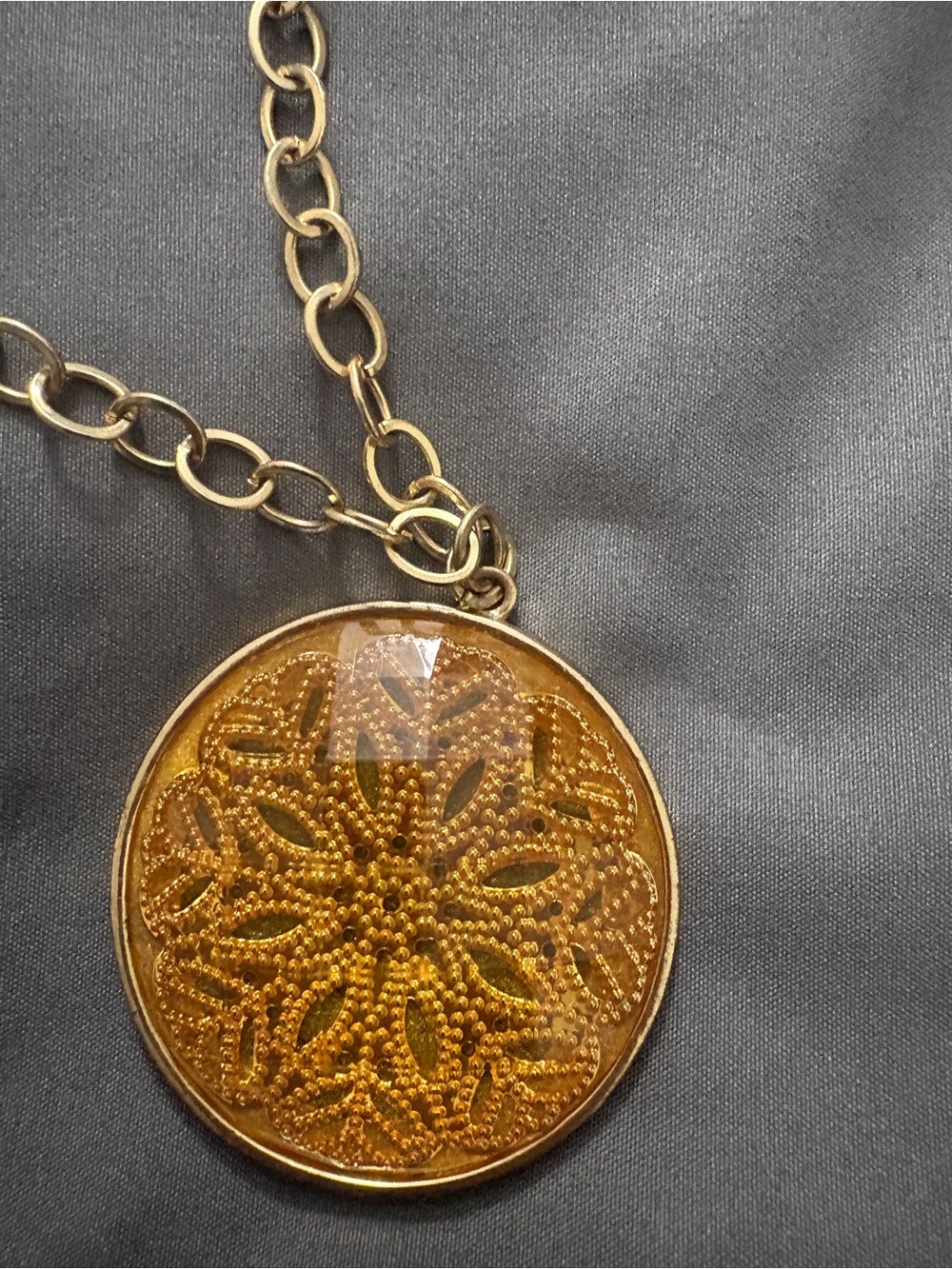Gold Floral Pendant Necklace - Women Jewelry